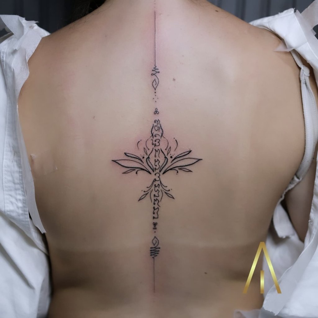 Fine line tattoo Chiang Mai Artisan Ink