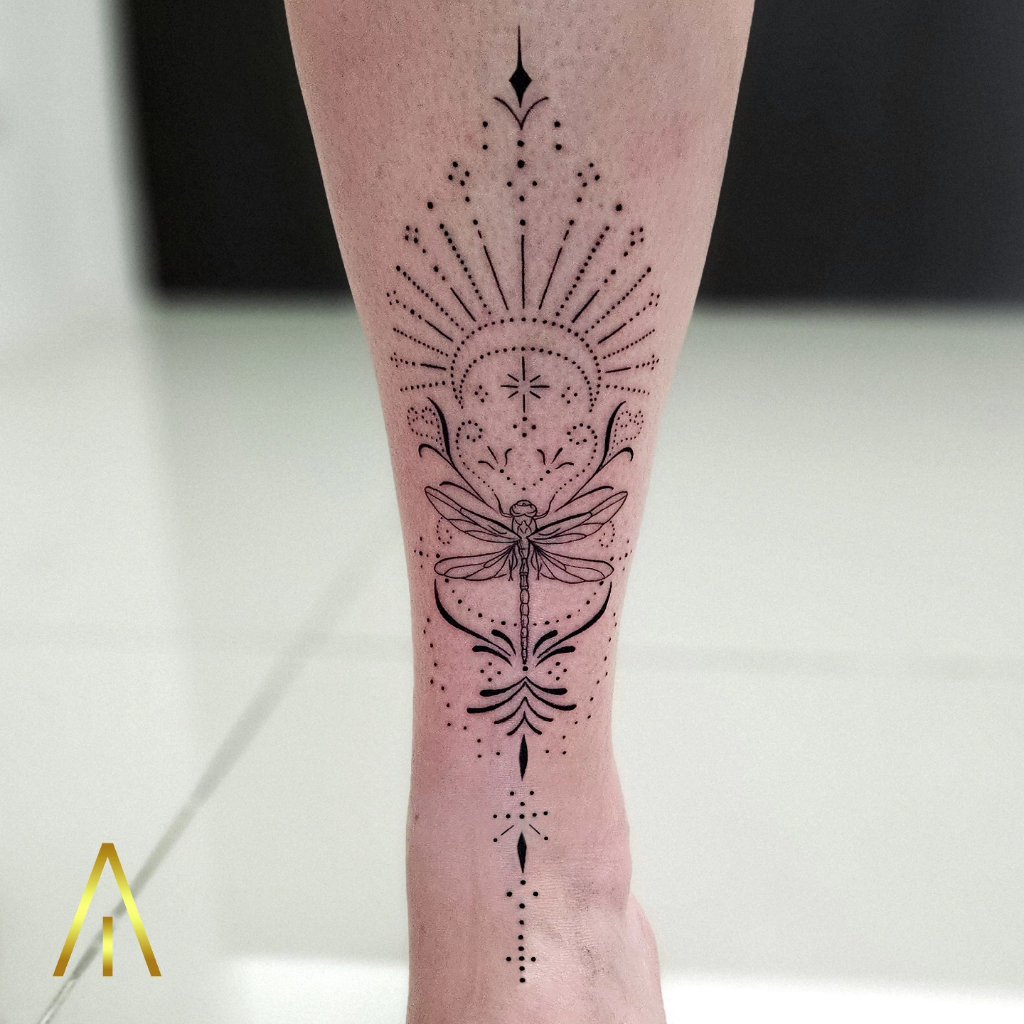 Fine line tattoo Chiang Mai Artisan Ink