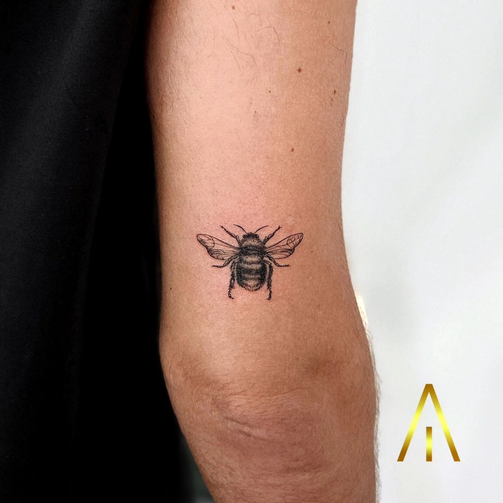 Micro realistic tattoo Chiang Mai Artisan Ink