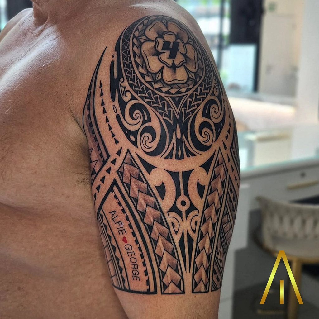 Polynesian geometric tattoo Chiang Mai Artisan Ink
