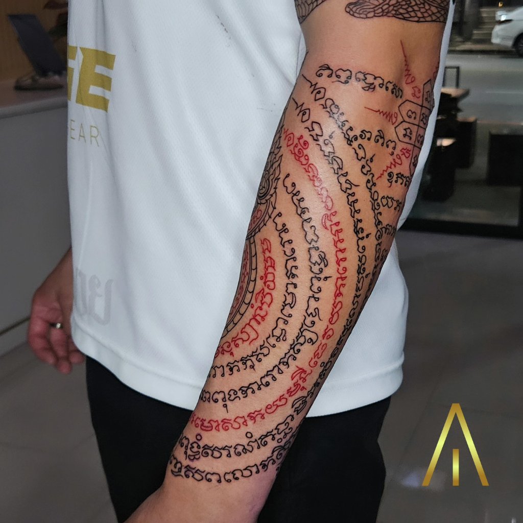 Sak Yant tattoo Chiang Mai Artisan Ink
