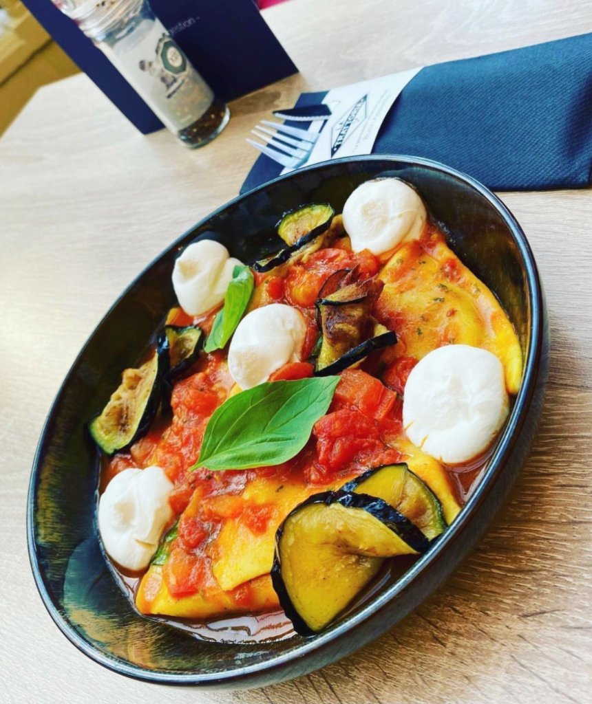 Ravioli sauce tomate mozzarella