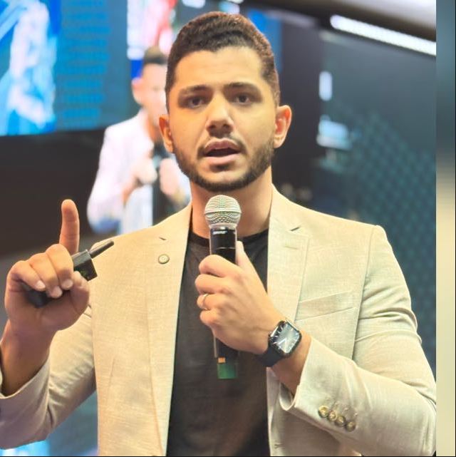 Dr. Joasly Bellascusa Oliveira