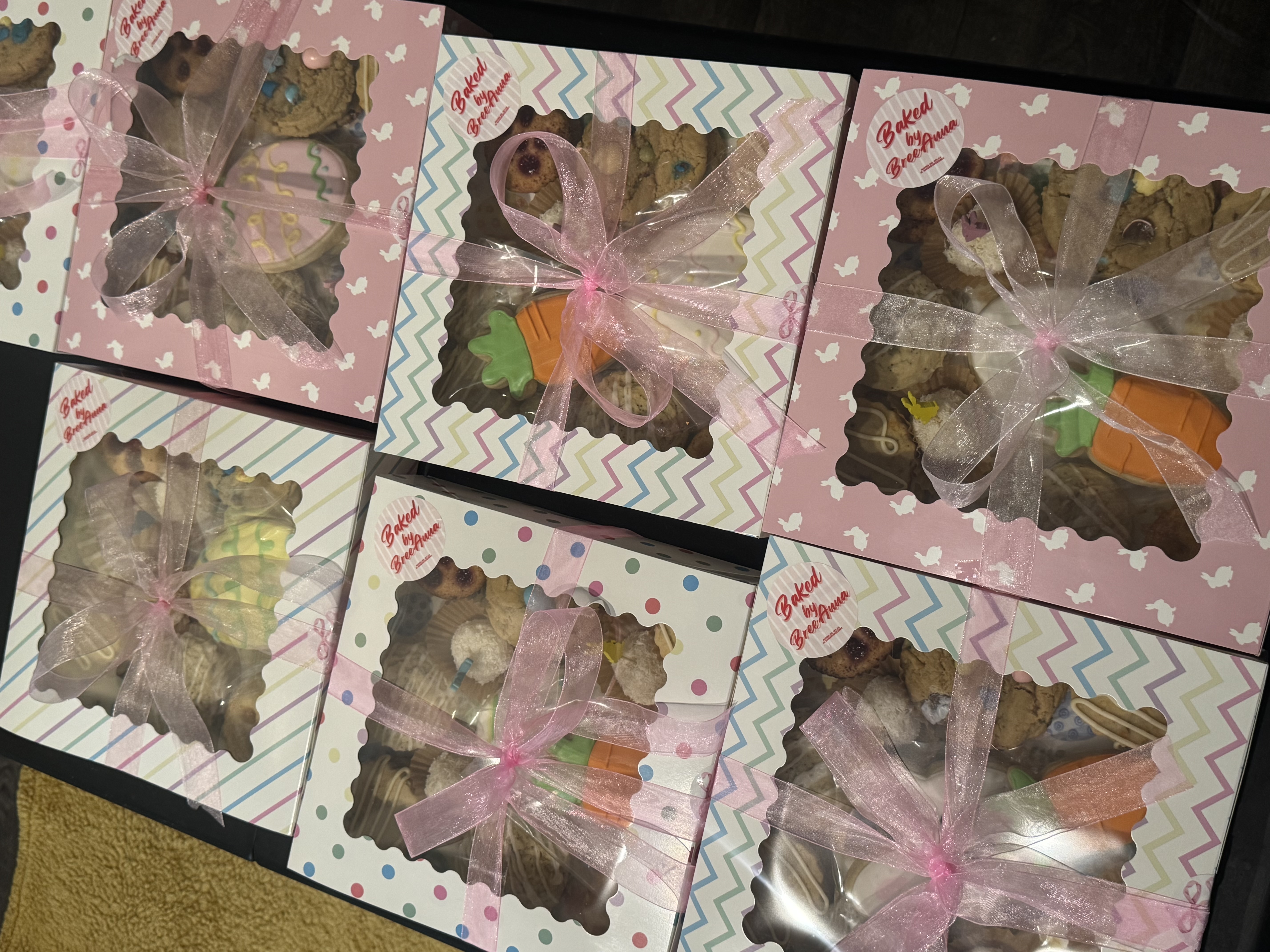 Custom royal icing sugar cookie gift boxes