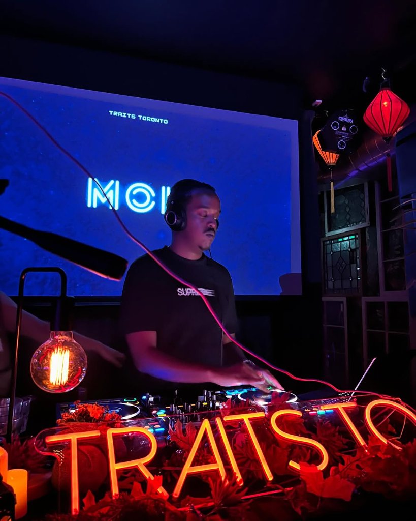 DJ DJ Moh