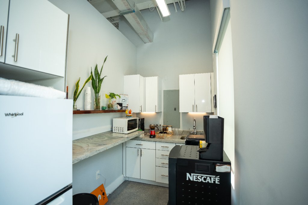 Kitchen & Break Room