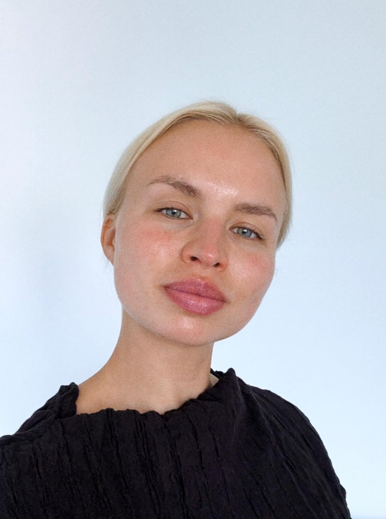 Katrine - Yoga Teacher