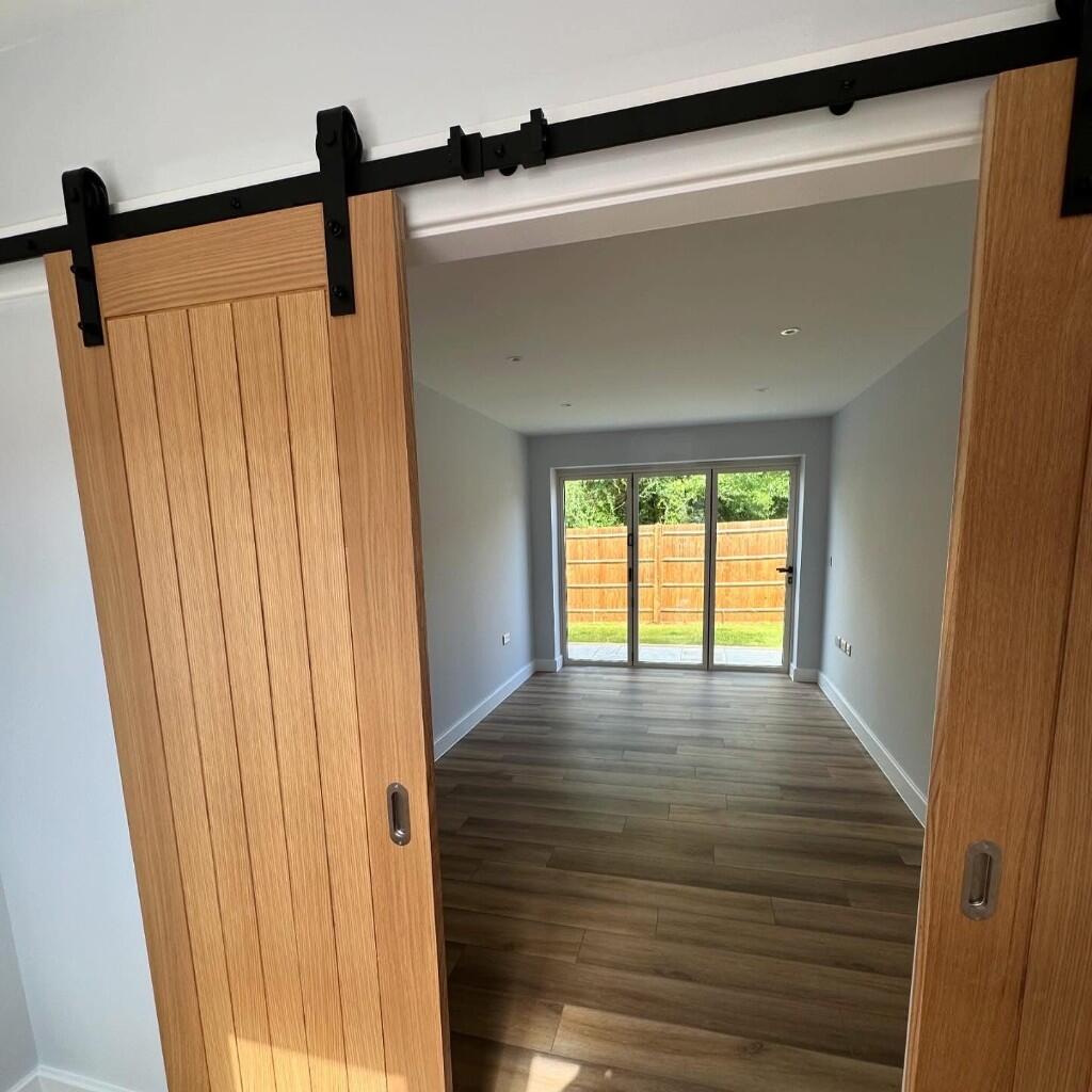 Oakwood Court — image 5