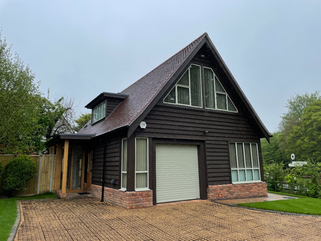 South Lane — image 2