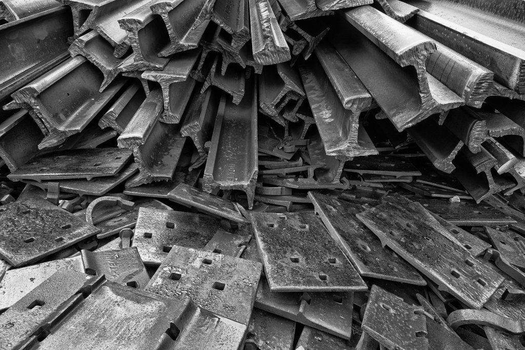 Pile of railroad tracks, Belleview