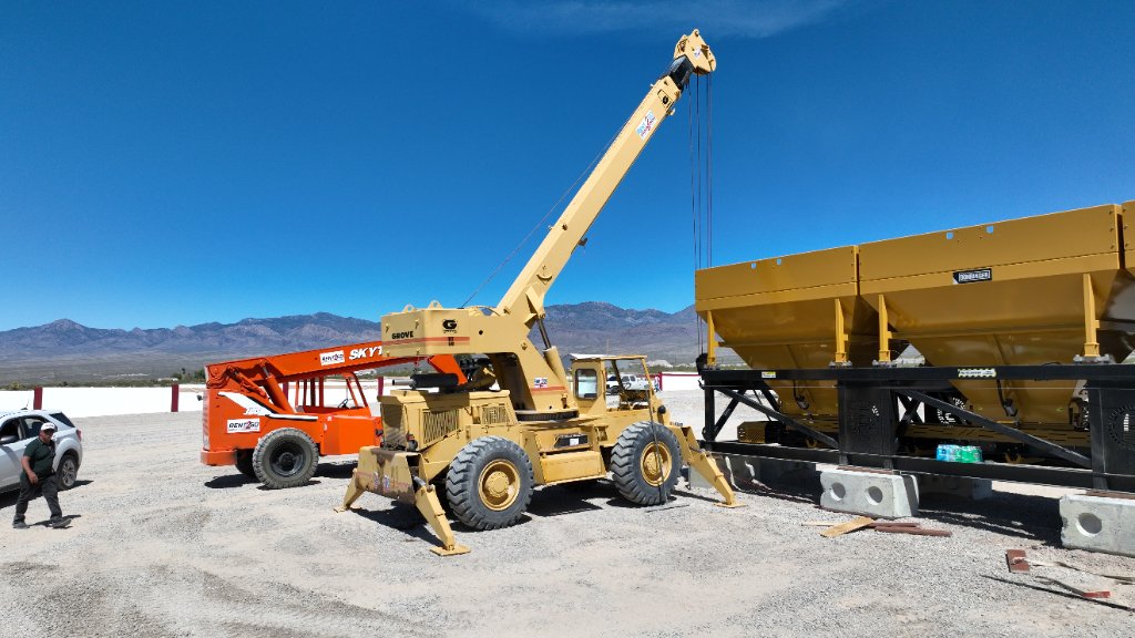 Heavy Equipment Setup