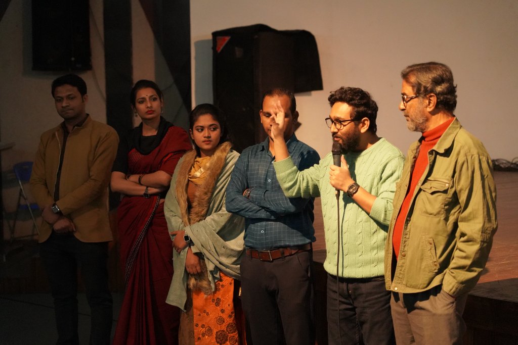 Audience reaction during the discussion