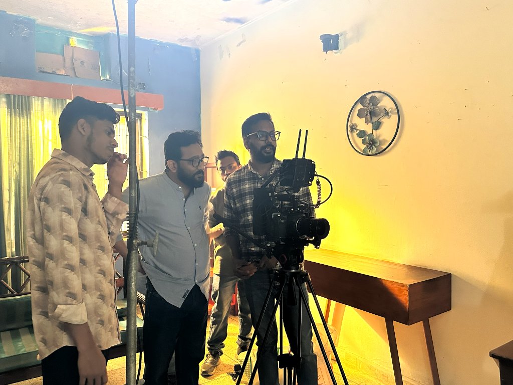 Camera blocking — interior set