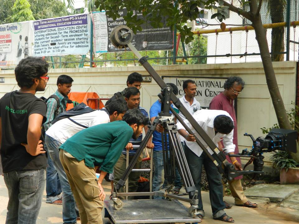 Crane rig setup — exterior location