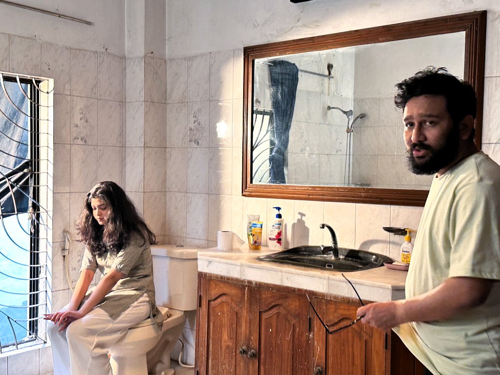 Directing actors — bathroom set