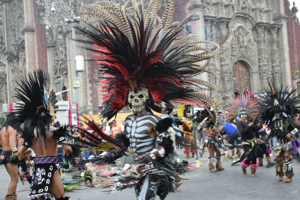 Drums at the Zocalo: The Aztec Dancers of Mexico City
