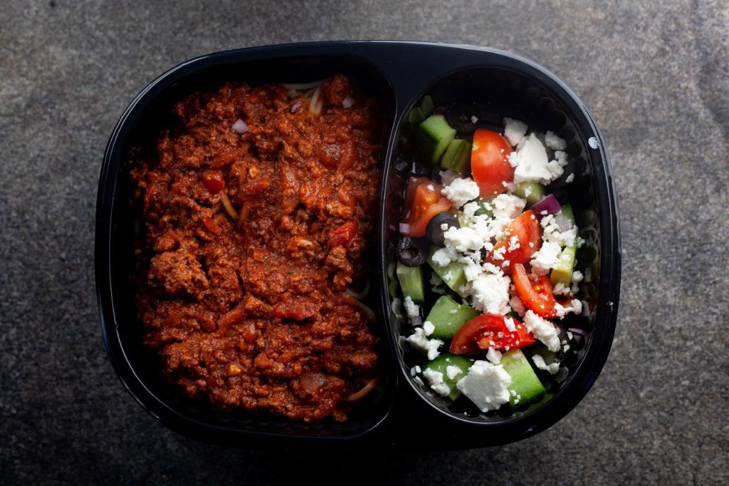 Tuesday Low Budget Meal Spaghetti bolognese & salad
