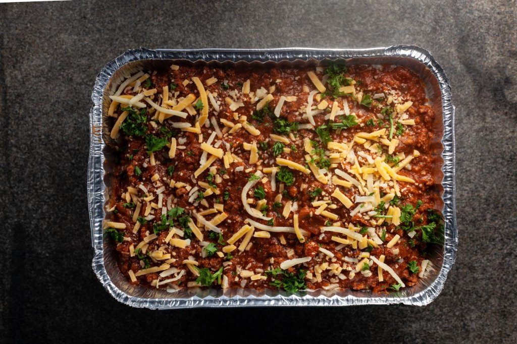 Tuesday 1.5kg Cheesy beef bolognese bake with cream cheese, penne pasta, spinach & fresh parsley