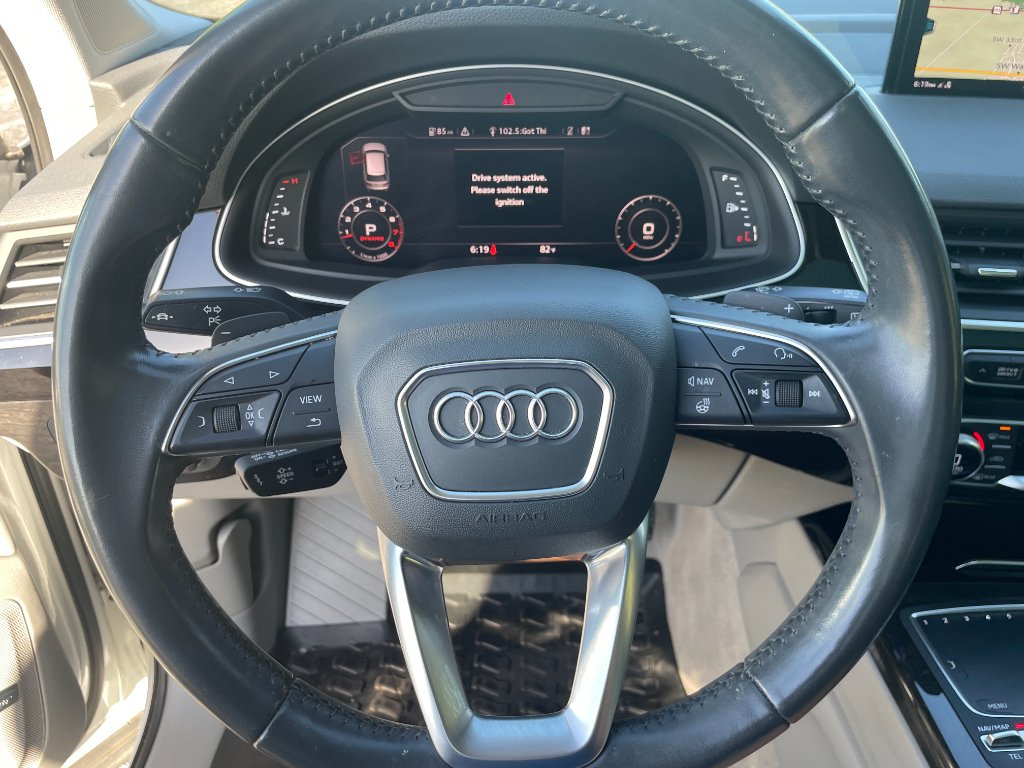 2018 Audi Q7 Prestige thumbnail 4