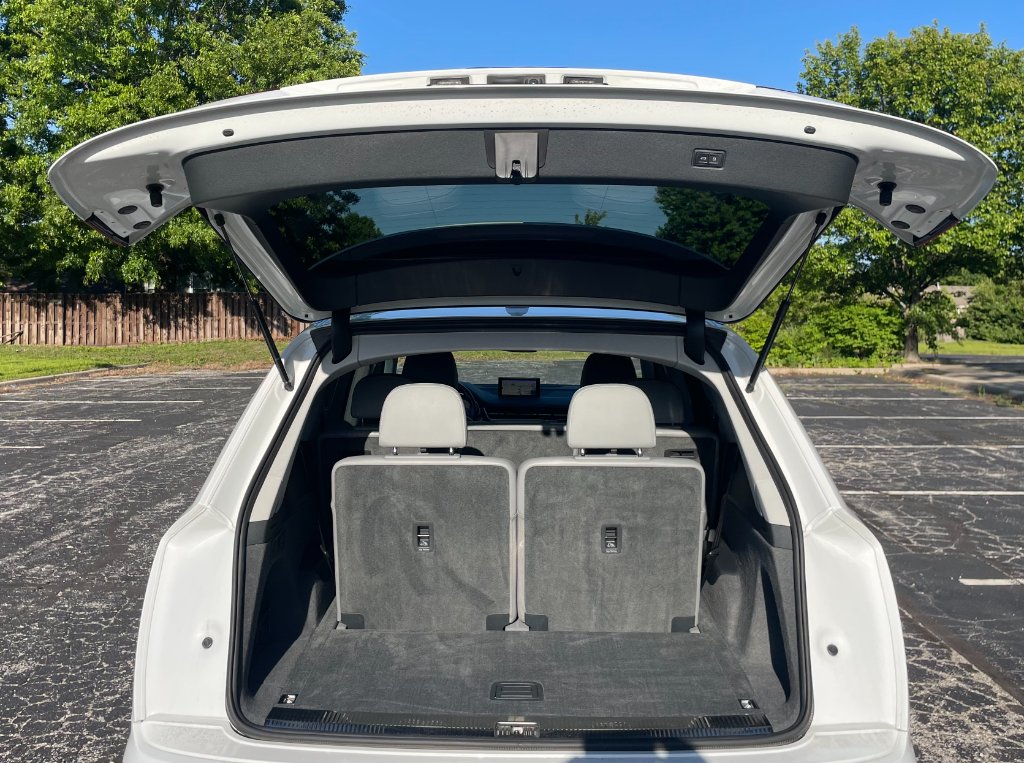 2018 Audi Q7 Prestige thumbnail 10