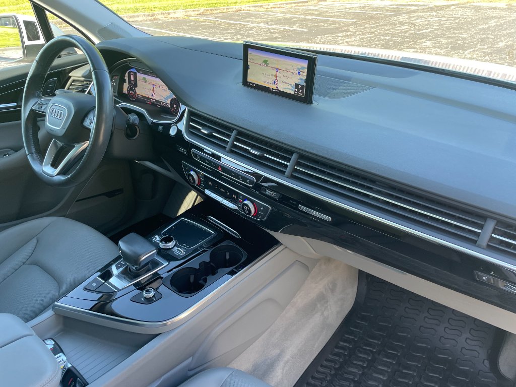 2018 Audi Q7 Prestige thumbnail 6