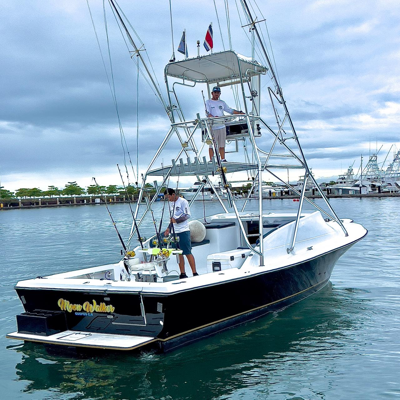 Moonwalker 33' Dawson Fishing Boat fishing boat in Quepos Costa Rica