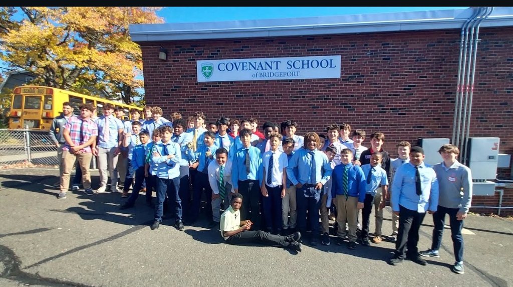 Bridges 2 Business team at Covenant School of Bridgeport