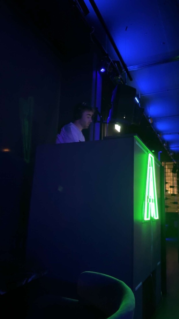 DJ Chief performing live