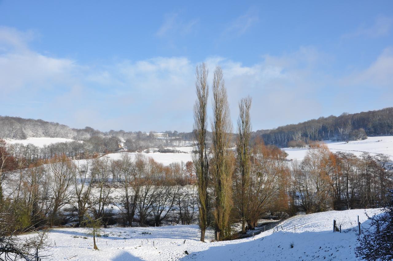 sneeuw in het Heuvelland - Slenaken uitzicht bij de Zevende Heerlijkheid en LUQS