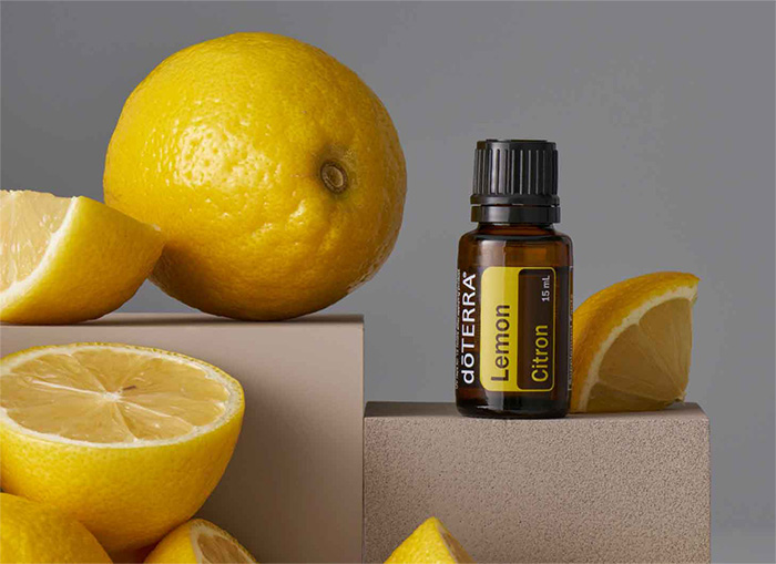 Limon Yağı Faydaları: Evinizi Kimyasallardan Arındırmanın 7 Doğal Yolu | dōTERRA