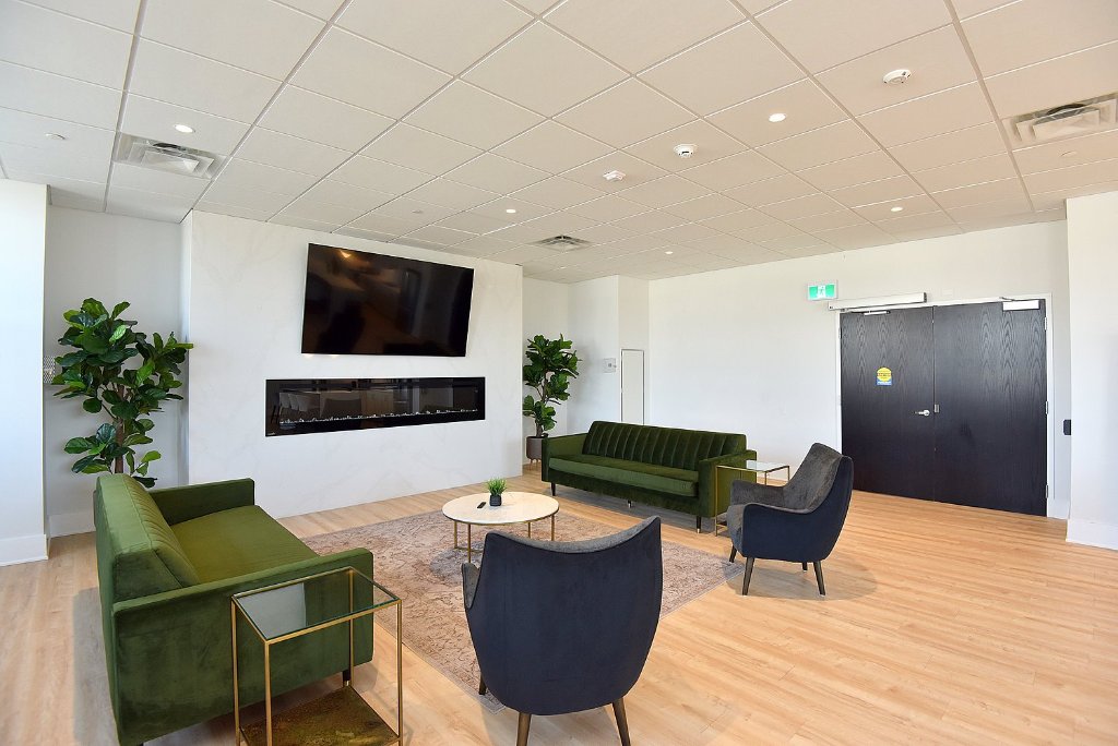 Party Room — Open View