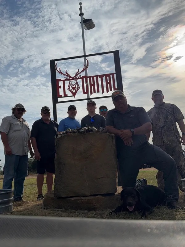 Group Hunt — El Chital Sign