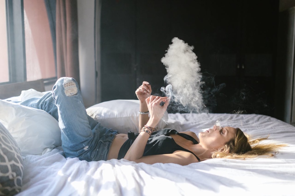 How to Smoke a Diamond Frosted Temple Hash Ball: — Silly Nice Cannabis Blog