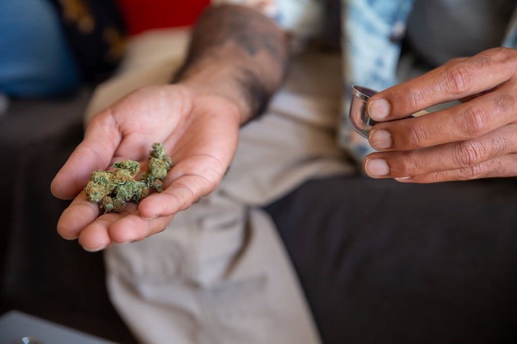 What First Time Bubble Hash Users Get Wrong And How To — Silly Nice Cannabis Blog