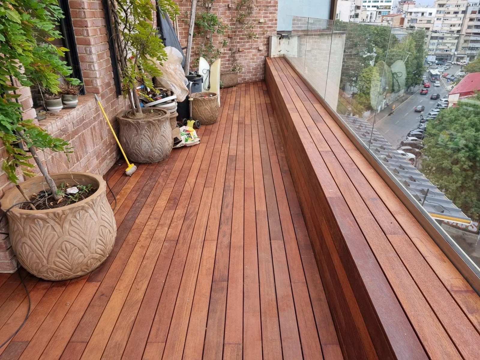 Merbau Rooftop Terrace – deck Merbau pe terasă de bloc – București – Floors4You