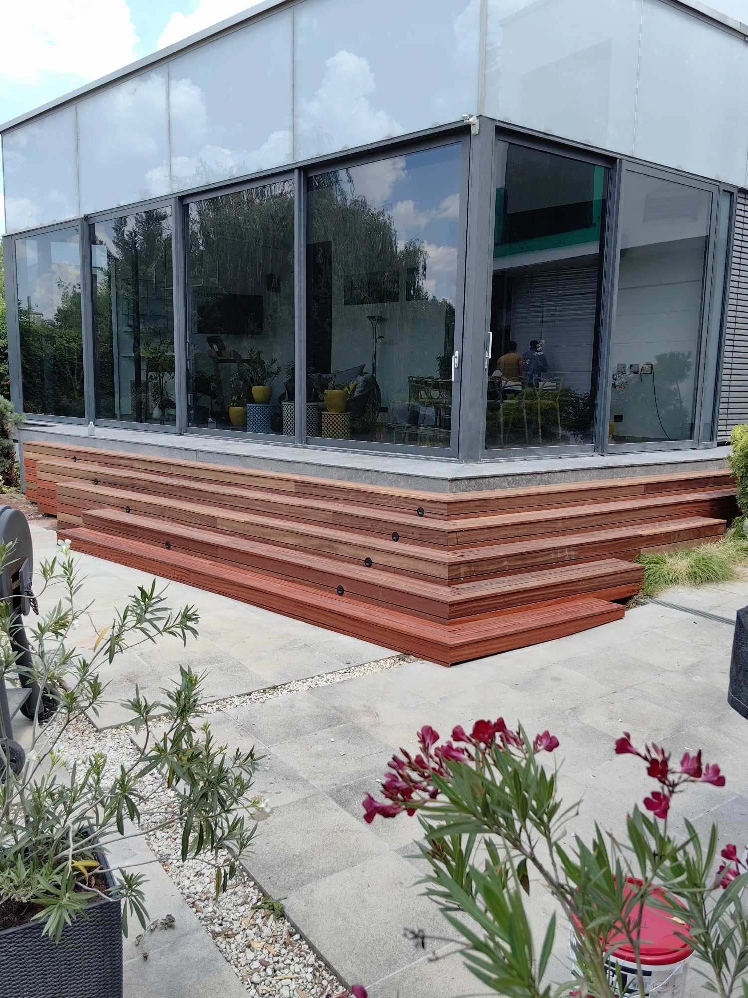 Corbeanca Padauk Steps – trepte exterioare din Padauk – Corbeanca, Ilfov – Floors4You