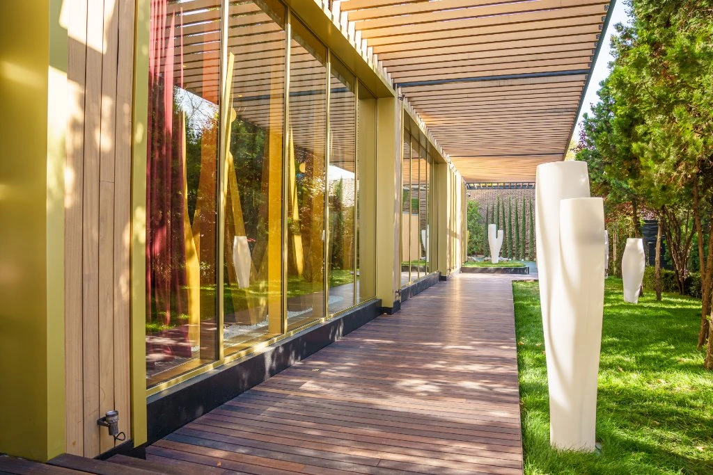 Tuya Restaurant Herăstrău 8