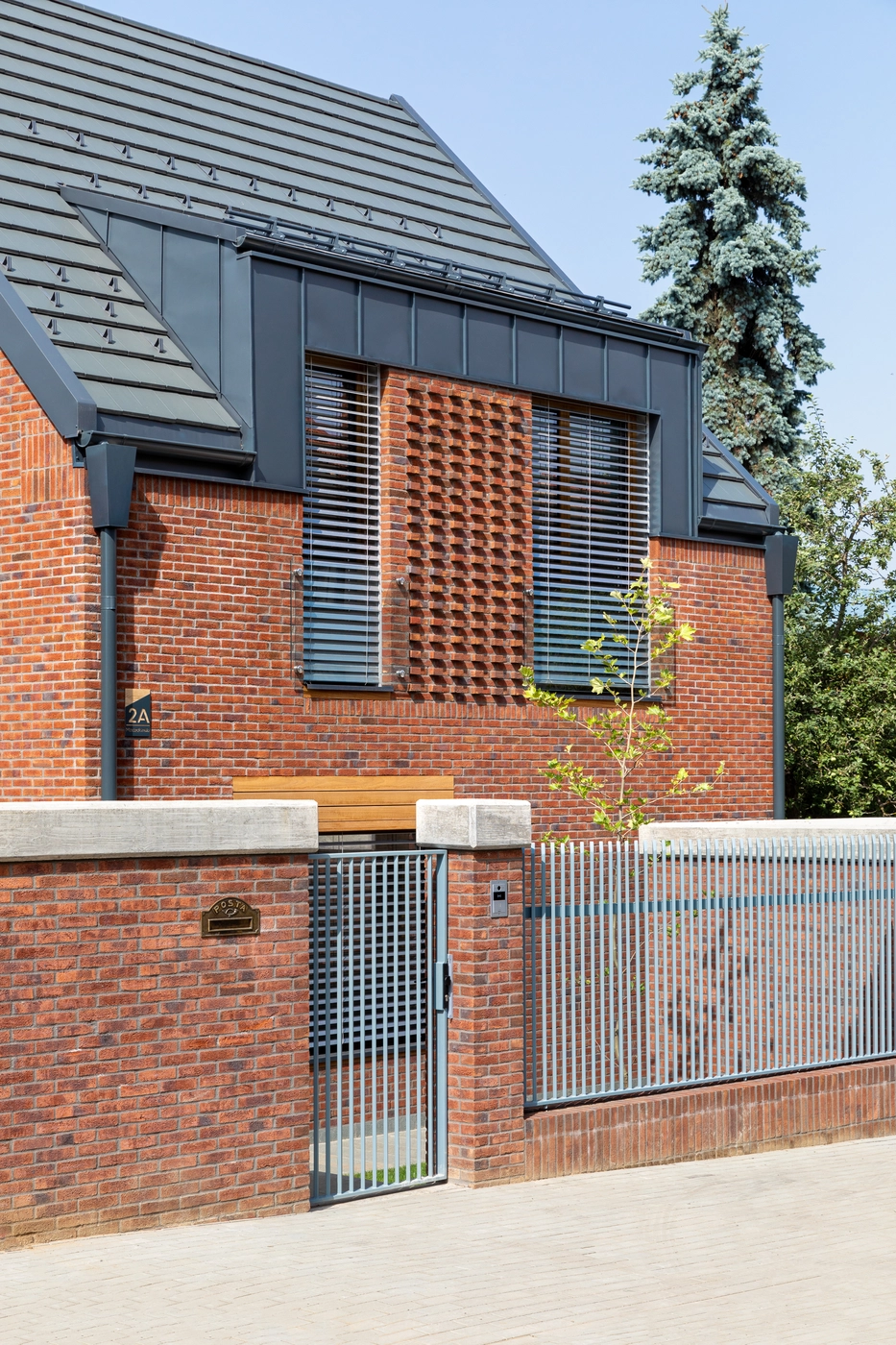 Macedonski House - Ayous facade and herringbone flooring - Cluj-Napoca - Floors4You
