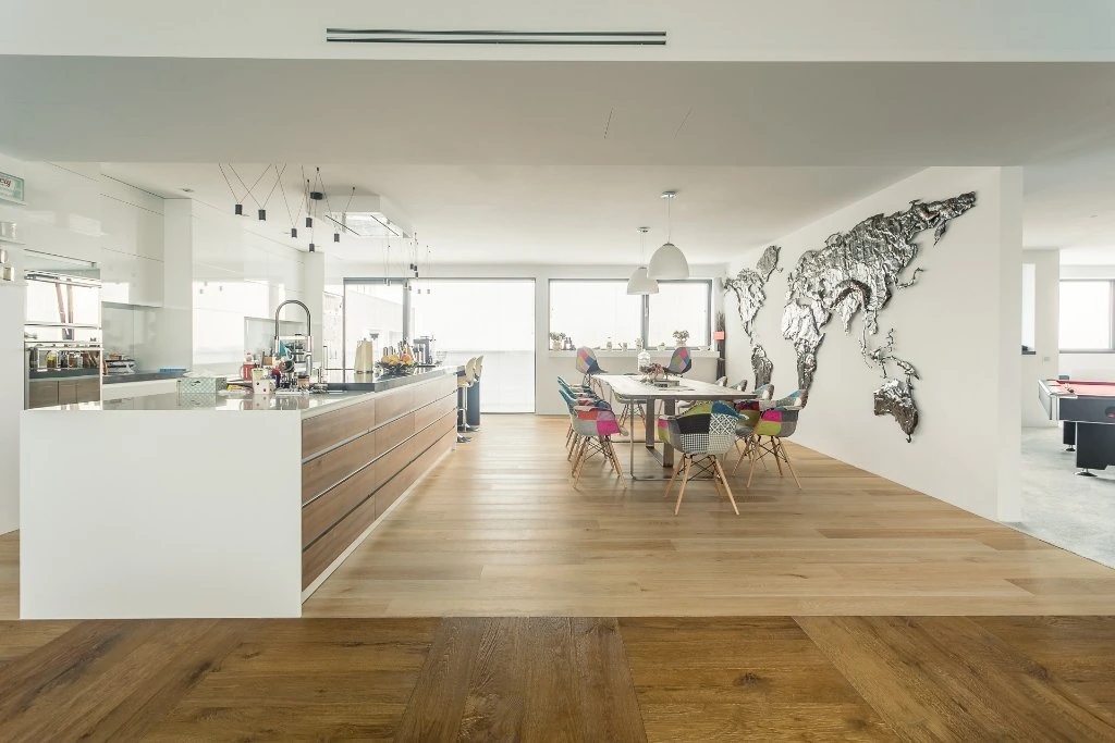 Cortina Residence Penthouse 6