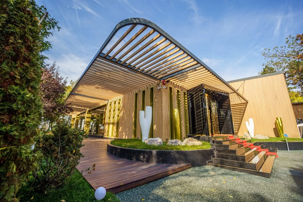 Tuya Restaurant Herăstrău 5