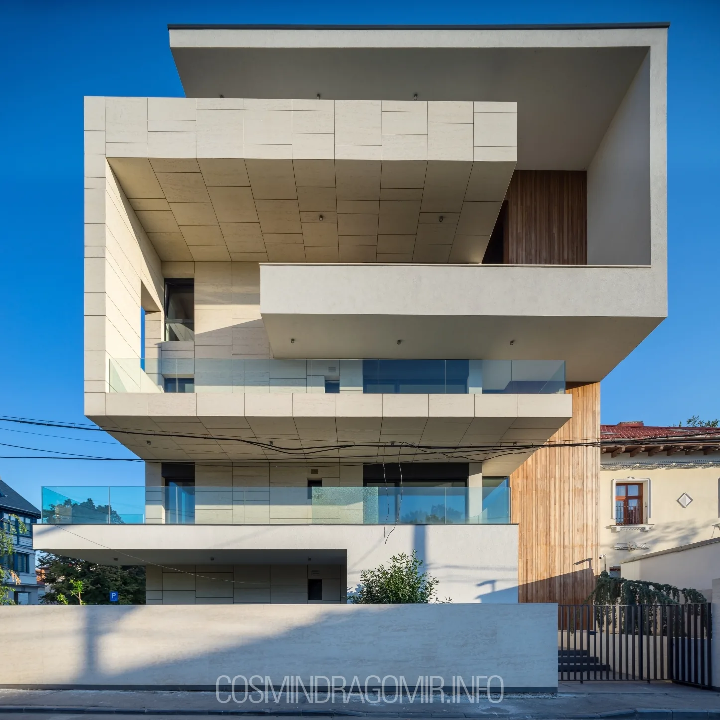 Docentilor Iroko Residence - ventilated facade - Bucharest - Floors4You
