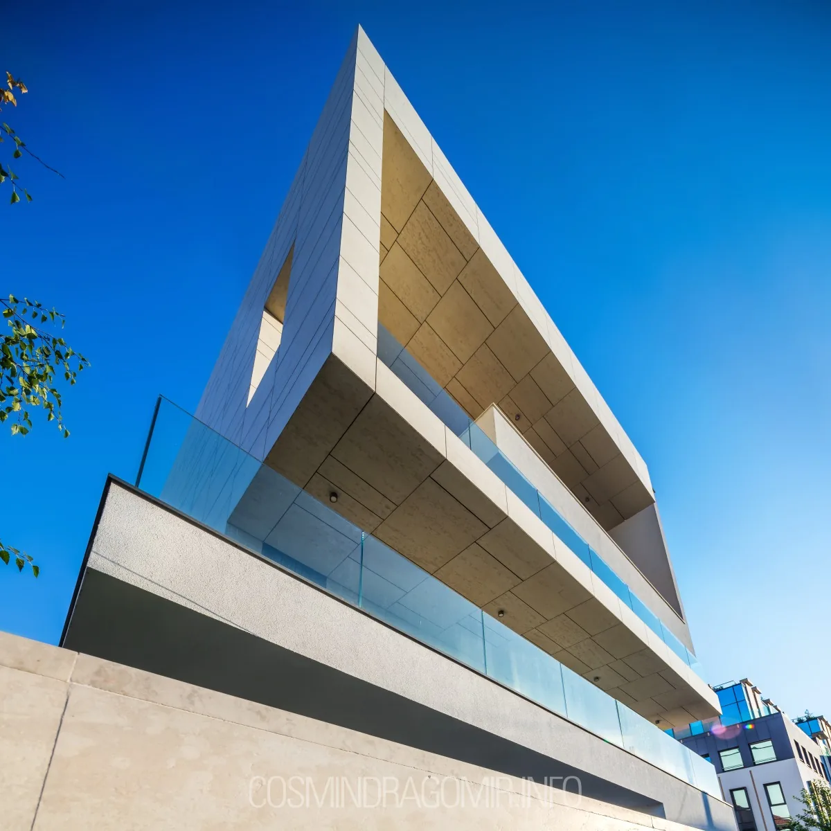 Docentilor Iroko Residence - ventilated facade - Bucharest - Floors4You
