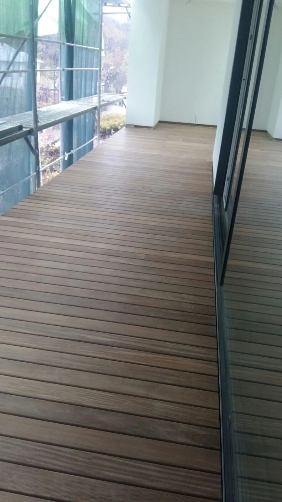 Pitești Padauk House – fațadă și terasă – Pitești – Floors4You