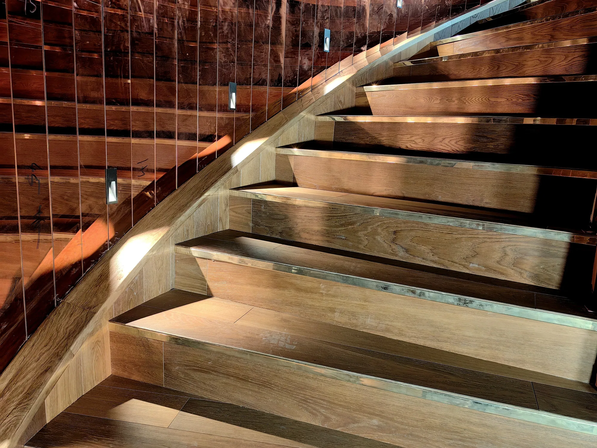 Margo Restaurant – parchet și scări – Constanța – Floors4You