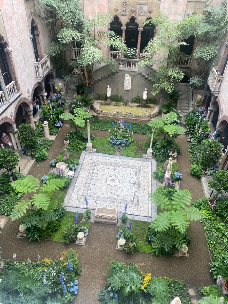 Gardner courtyard garden 3