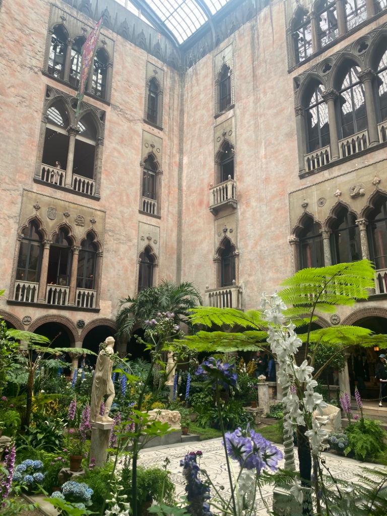 Gardner courtyard garden 4