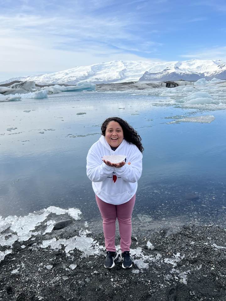 From Boston to Iceland – FBWL member at glacier lagoon
