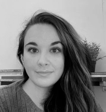 Dr Laura Wade