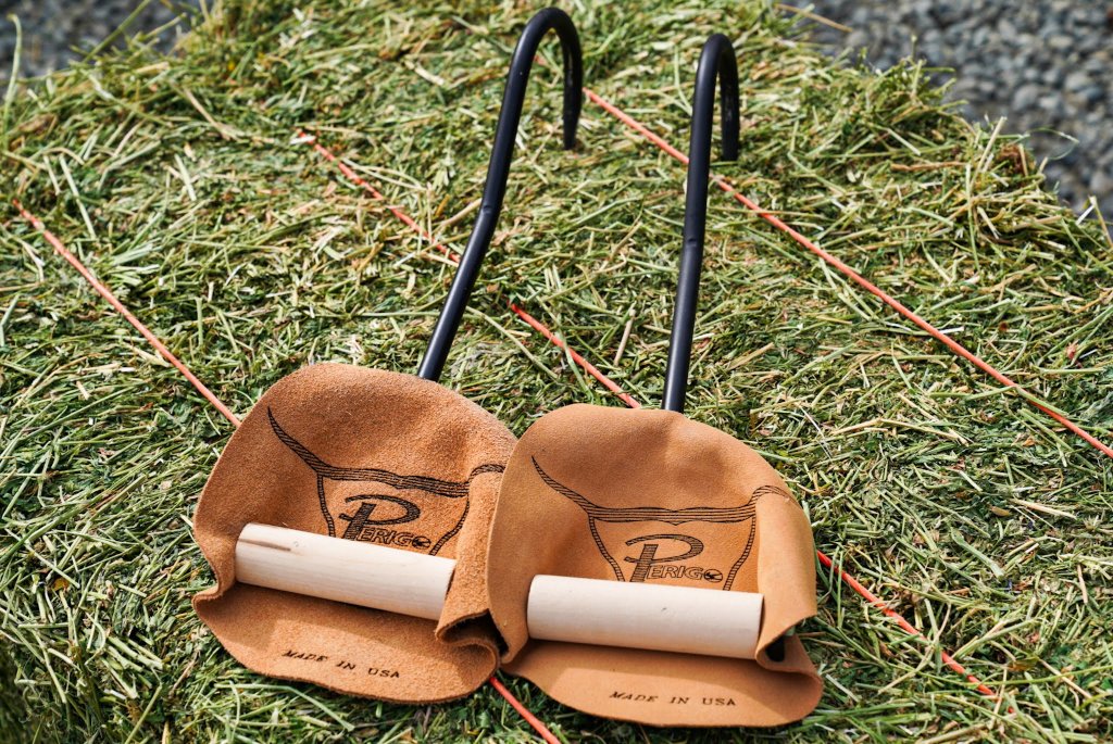 Hay Hooks