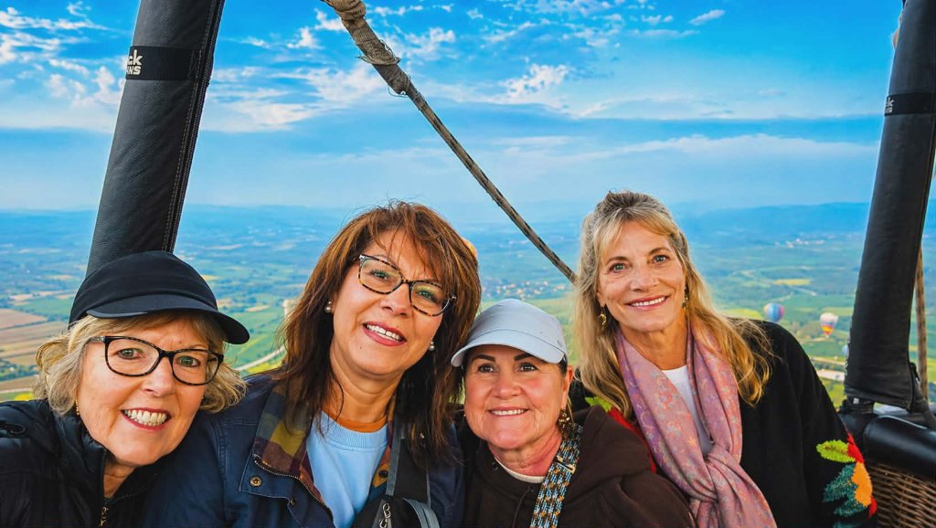 Ladies in the hot air balloon over Pamukkale